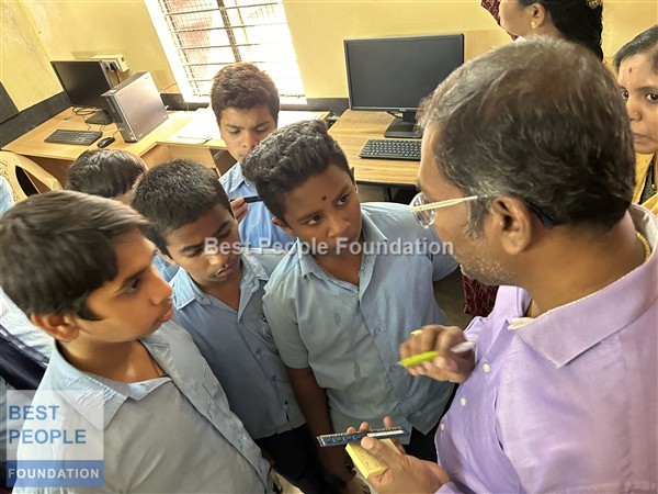 Teamwork during the workshop
